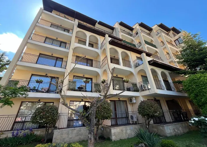 Rose Village サニービーチ